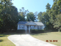 1219 Banjo Dr, Zebulon, NC 27597 