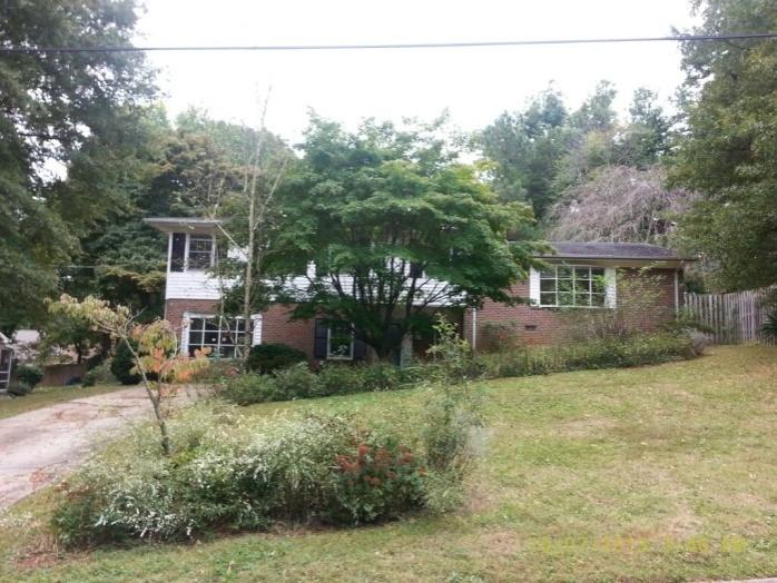 2790 Birchwood Dr, Winston Salem, NC 27103 