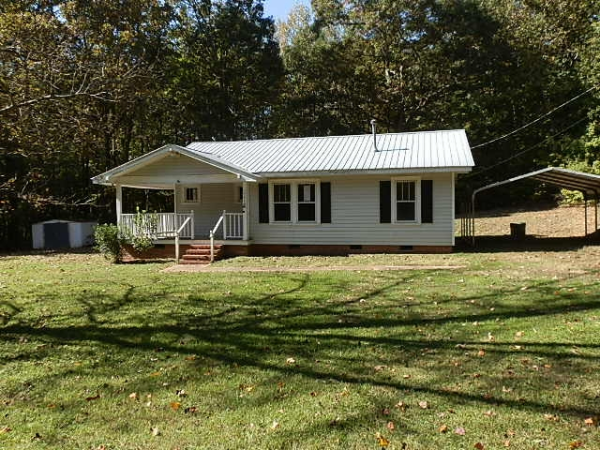 5906 Southrock St, Seagrove, NC 27341 