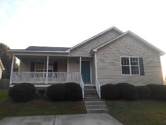 1304 Grovewood Dr, Clayton, NC 27520 