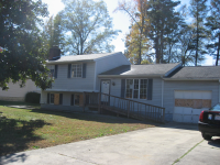 1206 Farmfield Ln, Charlotte, NC 28213 