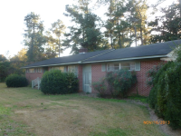 304 South Bay Street, Rose Hill, NC 28458 