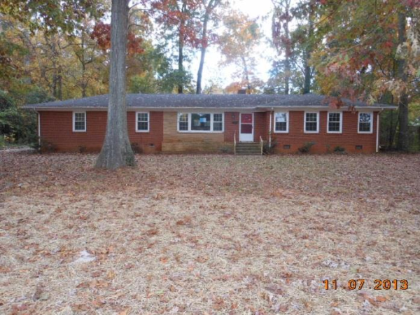 6030 Woodbridge Rd, Charlotte, NC 28227 