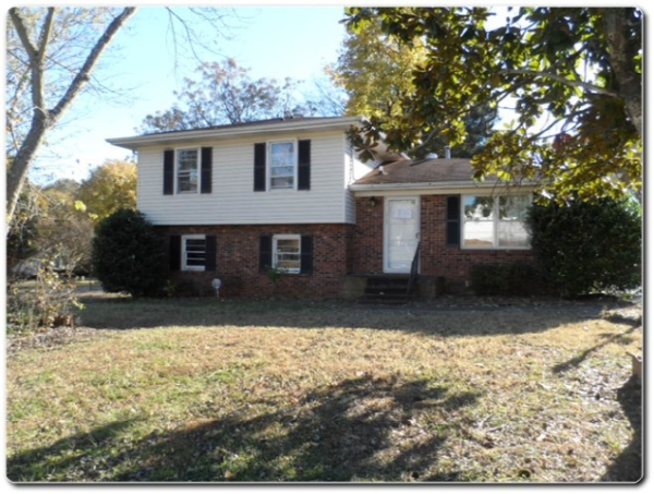 3138 Rhett Ct, Charlotte, NC 28273 