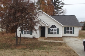 5934 Old Plank Rd, Charlotte, NC 28216 