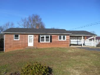 1008 Maple St, Granite Falls, NC 28630 