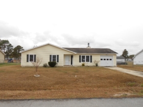 205 Ashwood Ct, Havelock, NC 28532 