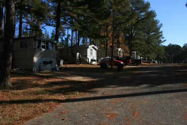 1168 Firethorne Ln, Sanford, NC 27332 