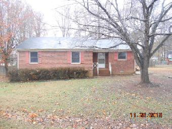 1621 White Ct, Mebane, NC 27302 