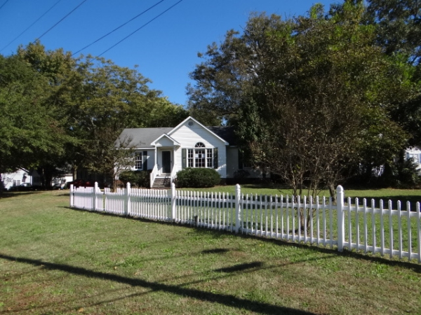 612 W Stallings St, Clayton, NC 27520 