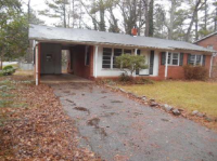 710 W Mcintosh St, Sanford, NC 27330 