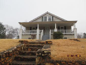 795 Circle Dr, Eden, NC 27288 