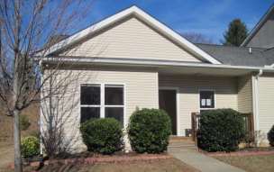 711 Villas Court, Asheville, NC 28806 