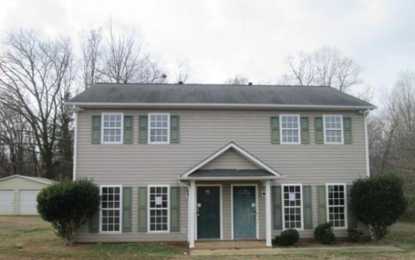 2911 Bobwhite Cir A&amp;B, Wingate, NC 28174 