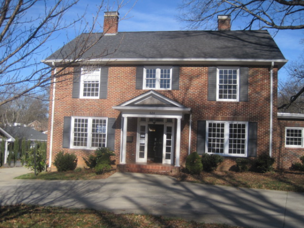 624 3rd Ave Nw, Hickory, NC 28601 