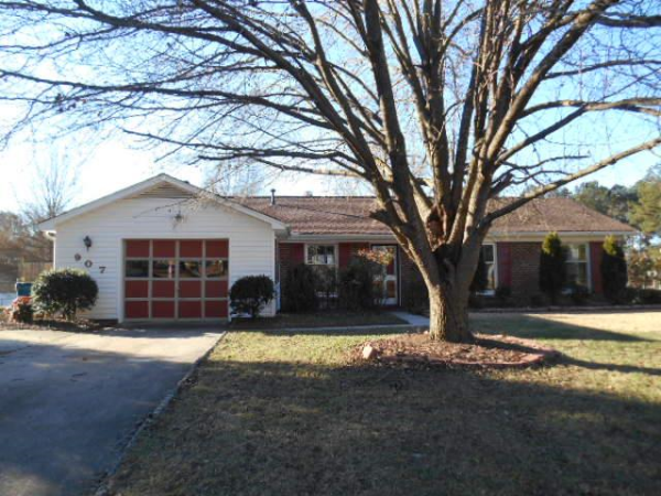 907 Wyldewood Rd, Durham, NC 27704 