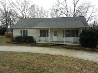 2214 35th Ave Dr NE, Hickory, NC 28601 