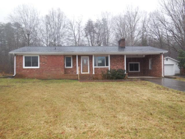 1296 River Rd, Stoneville, NC 27048 