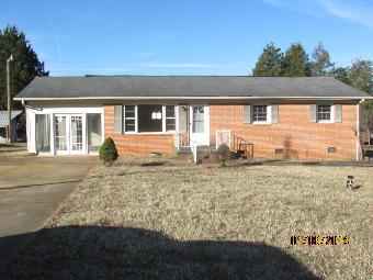 137 Odessa Park Rd, Ellenboro, NC 28040 