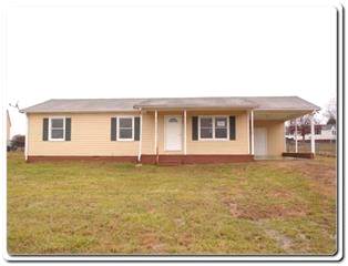 138 Tower Dr, Statesville, NC 28677 