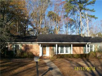 334 Colinwood Dr, Fayetteville, NC 28303 