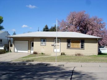 1154 Robin Lane, Ogallala, NE 69153 