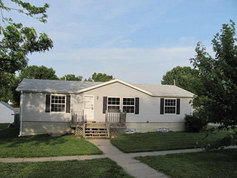 550 7th St, Adams, NE 68301 