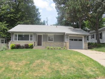 1508 S 58th Street, Omaha, NE 68106 