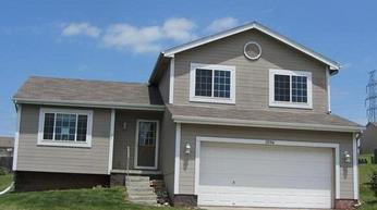 7854 Morris St, Omaha, NE 68122 