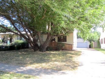 6117 Pratt St, Omaha, NE 68104 