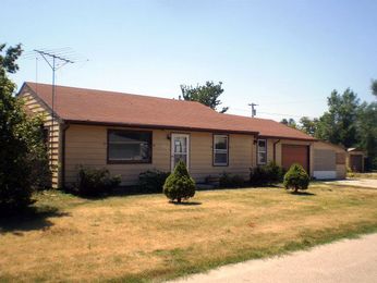 202 Oak St, Alda, NE 68810 