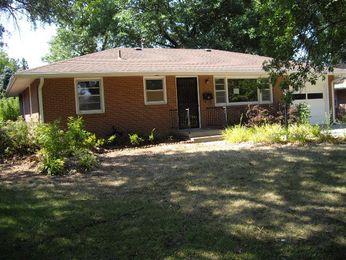 4421 Meredeth St, Lincoln, NE 68506 