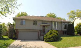 14406 S 34th St, Bellevue, NE 68123 