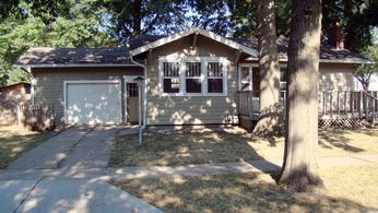 1001 S 30th St, Lincoln, NE 68510 