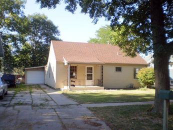815 East 6th Street, Hastings, NE 68901 