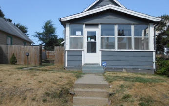 5214 South 22nd St, Omaha, NE 68107 