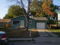 410 Delaware Ave E, Grand Island, NE 68801 