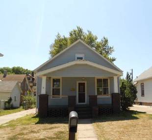 225 E 12th St, Fremont, NE 68025 