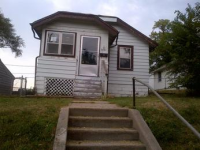3851 Grover St, Omaha, NE 68105 