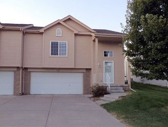 15308 Camden Ave, Omaha, NE 68116 