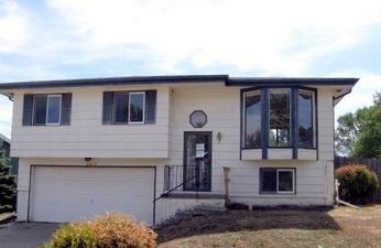 5017 W Sparrow Ln, Lincoln, NE 68524 
