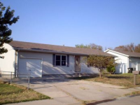 910 E 13th St, Grand Island, NE 68801 