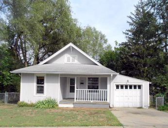 3823 N 53rd St, Omaha, NE 68104 