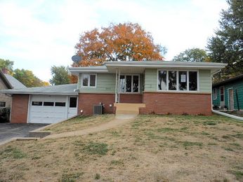 2217 Grant Street, Blair, NE 68008 