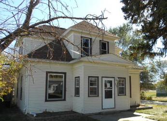 802 2nd St, Yutan, NE 68073 