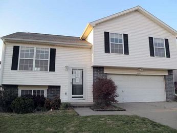 17838 Olive St, Omaha, NE 68136 