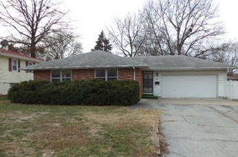 4910 S 90th Street, Omaha, NE 68127 