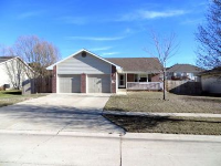 630 S Evergreen Dr, Seward, NE 68434 