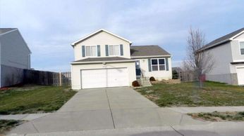 16110 Black Walnut, Omaha, NE 68136 