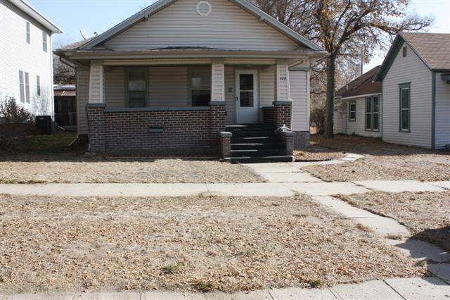 509 East 1st Street, Mccook, NE 69001 